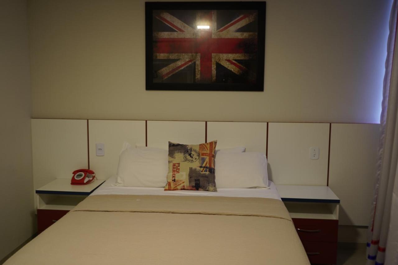Pak Suites Hotel Луис-Эдуарду-Магальяйнс Экстерьер фото