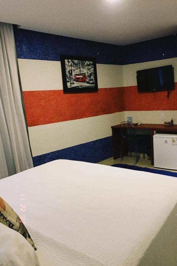 Pak Suites Hotel Луис-Эдуарду-Магальяйнс Экстерьер фото